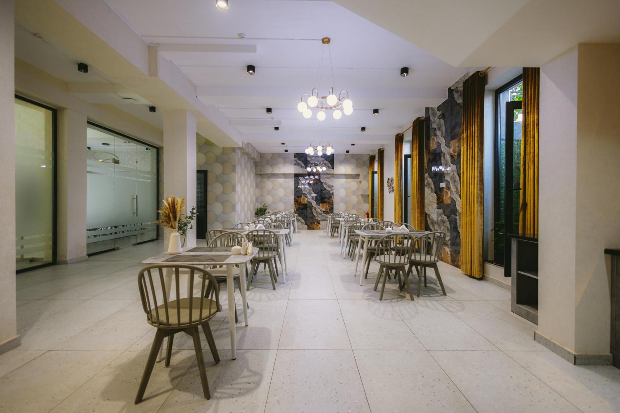 Beshchinor Hotel Ташкент Екстериор снимка