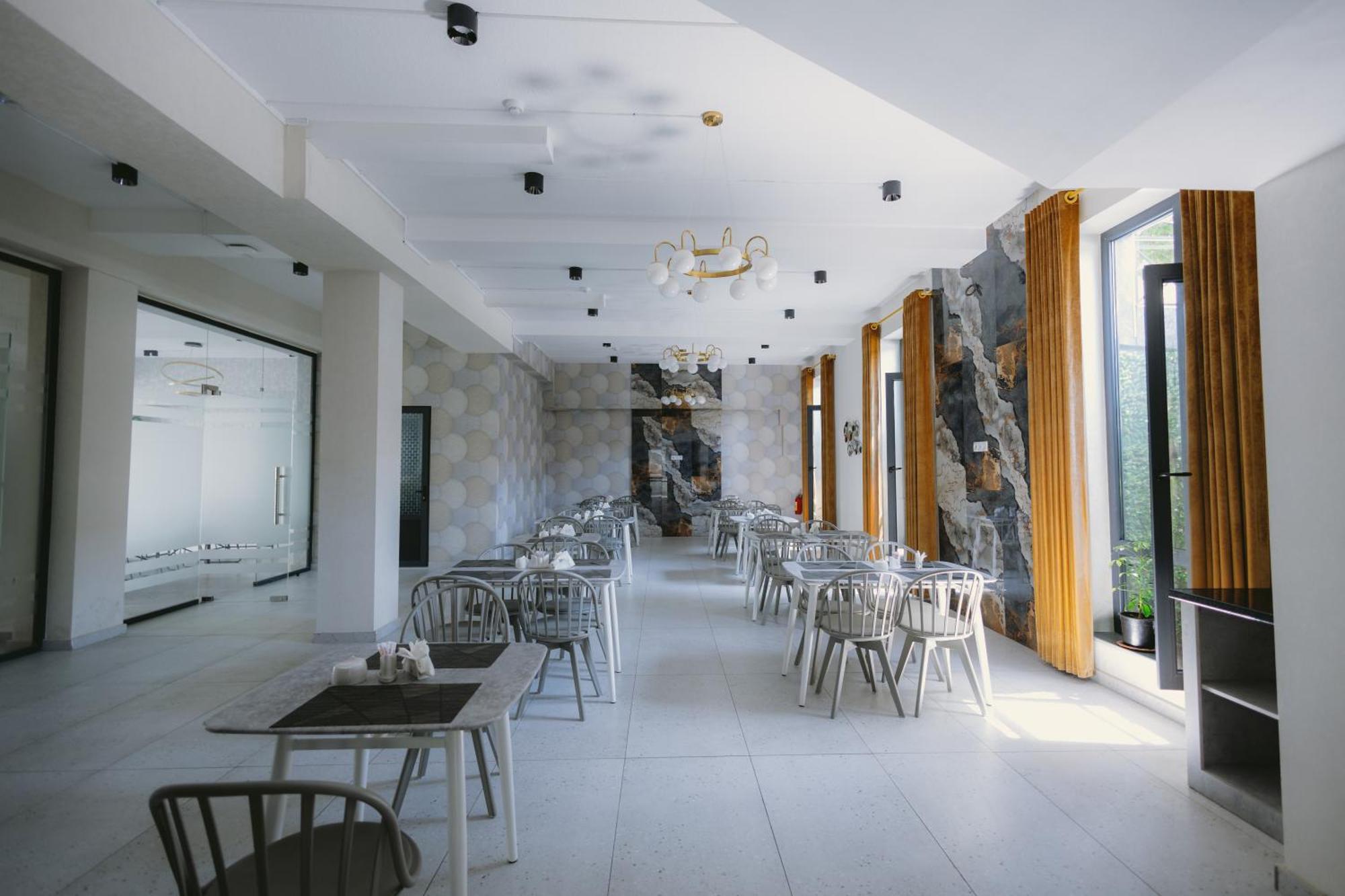 Beshchinor Hotel Ташкент Екстериор снимка