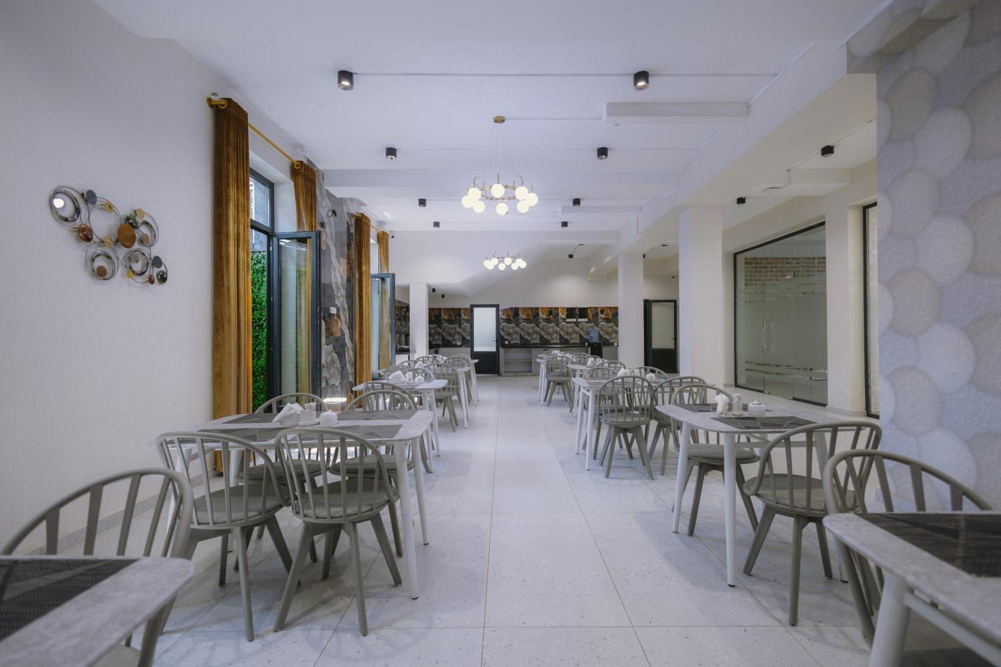 Beshchinor Hotel Ташкент Екстериор снимка