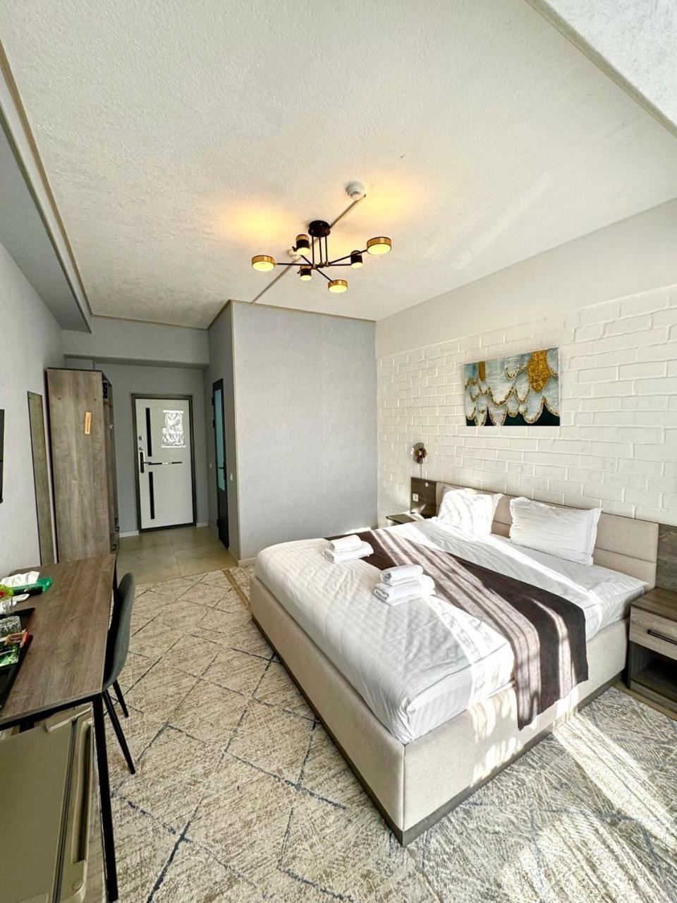 Beshchinor Hotel Ташкент Екстериор снимка