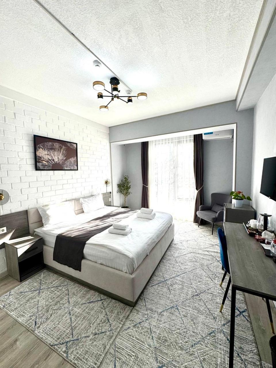 Beshchinor Hotel Ташкент Екстериор снимка