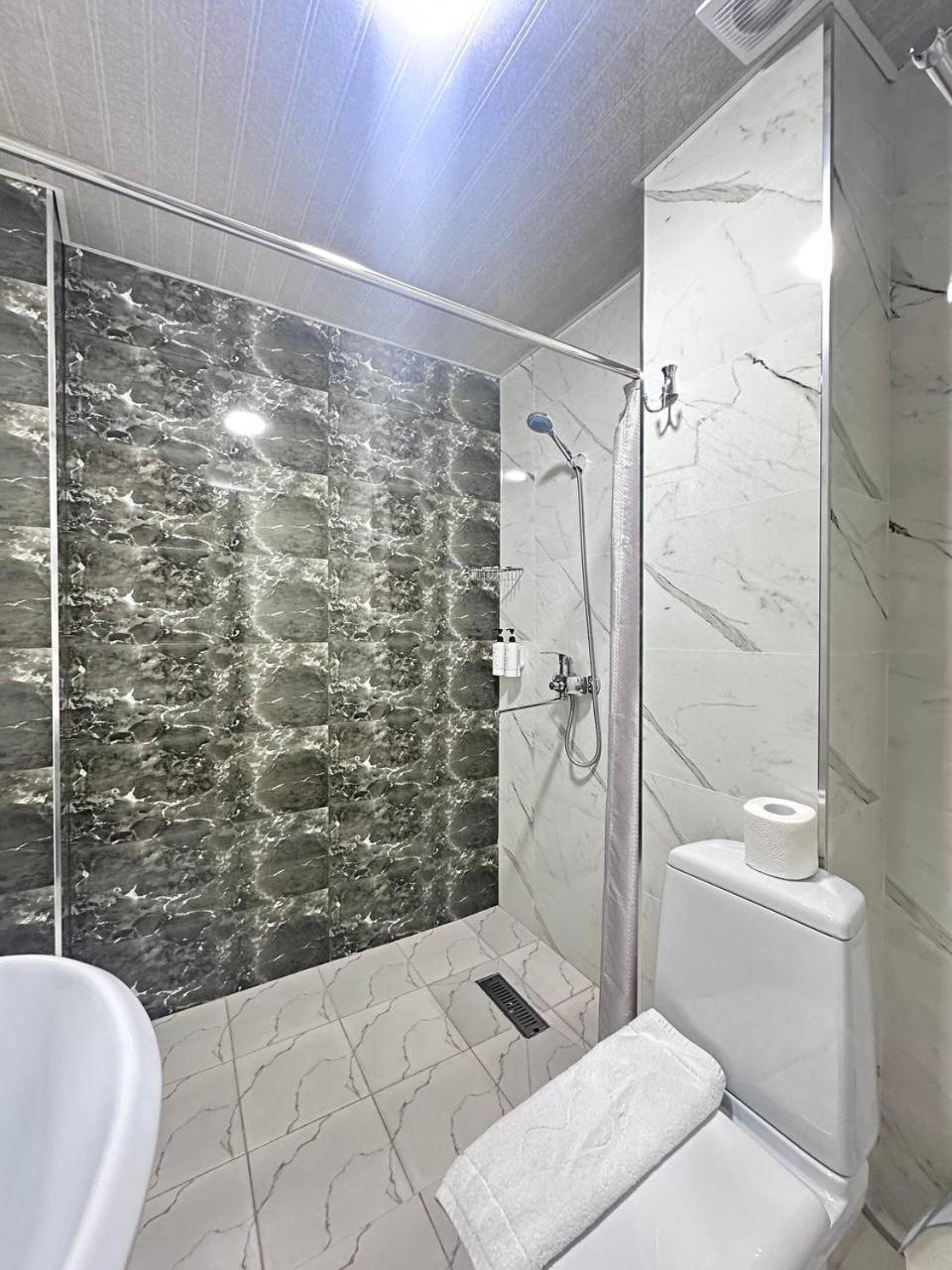 Beshchinor Hotel Ташкент Екстериор снимка