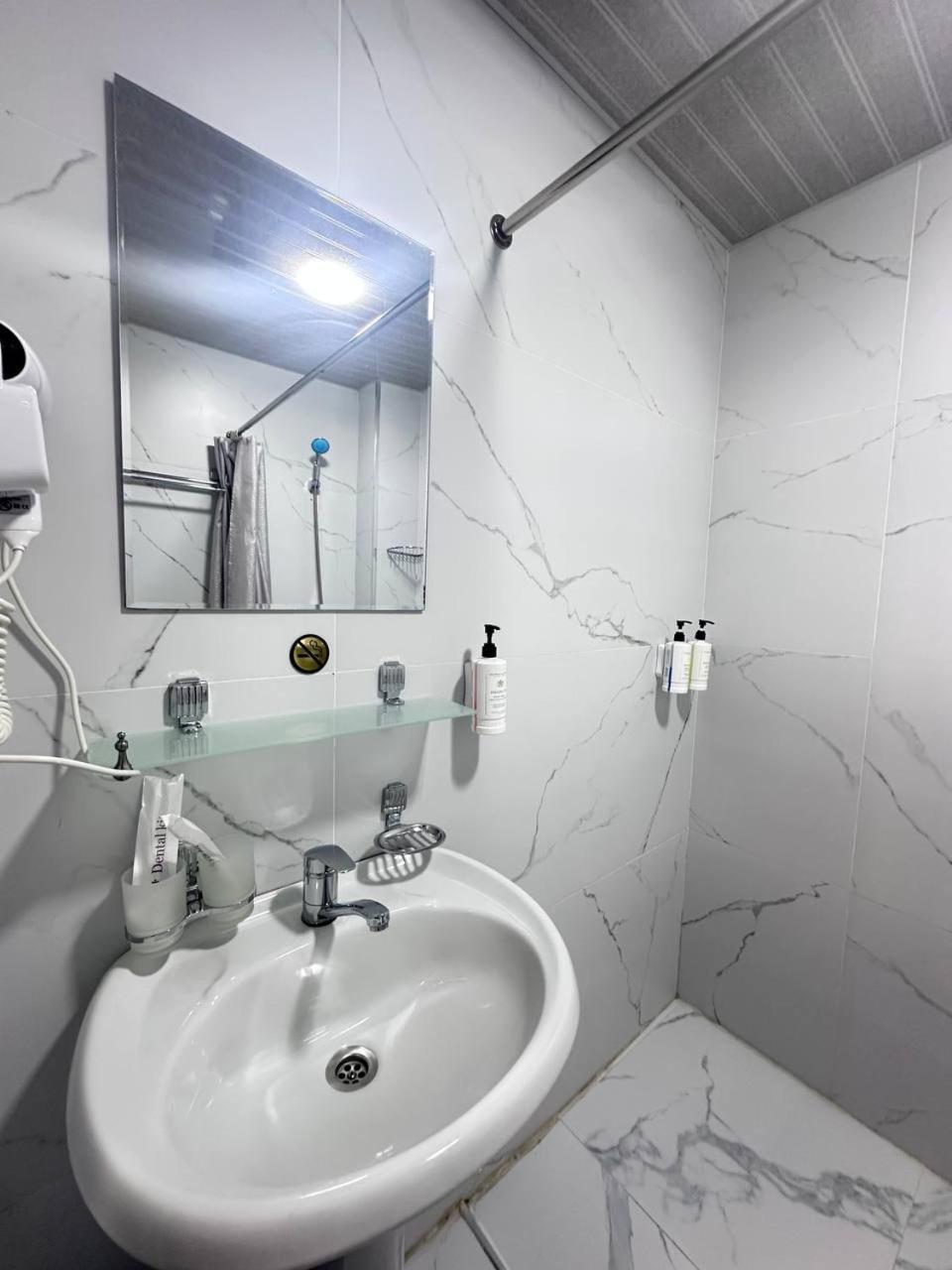 Beshchinor Hotel Ташкент Екстериор снимка
