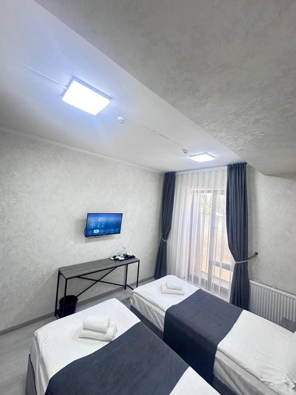 Beshchinor Hotel Ташкент Екстериор снимка