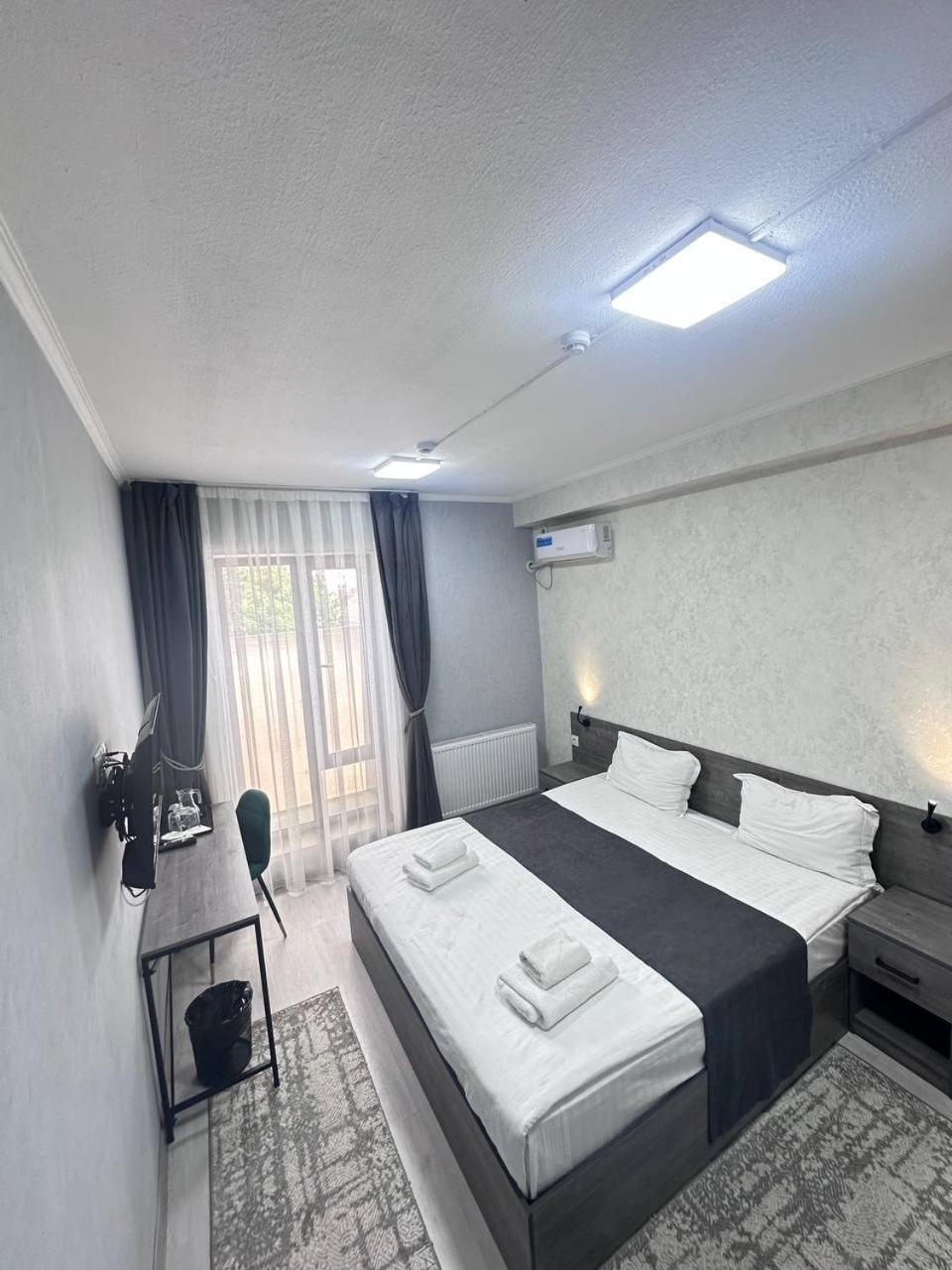 Beshchinor Hotel Ташкент Екстериор снимка