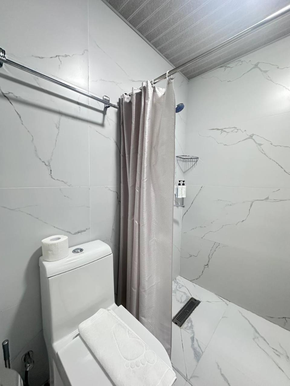 Beshchinor Hotel Ташкент Екстериор снимка